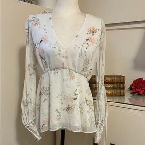 Ever New Floral V-Neck Blouse - Cream and Pink Size 6